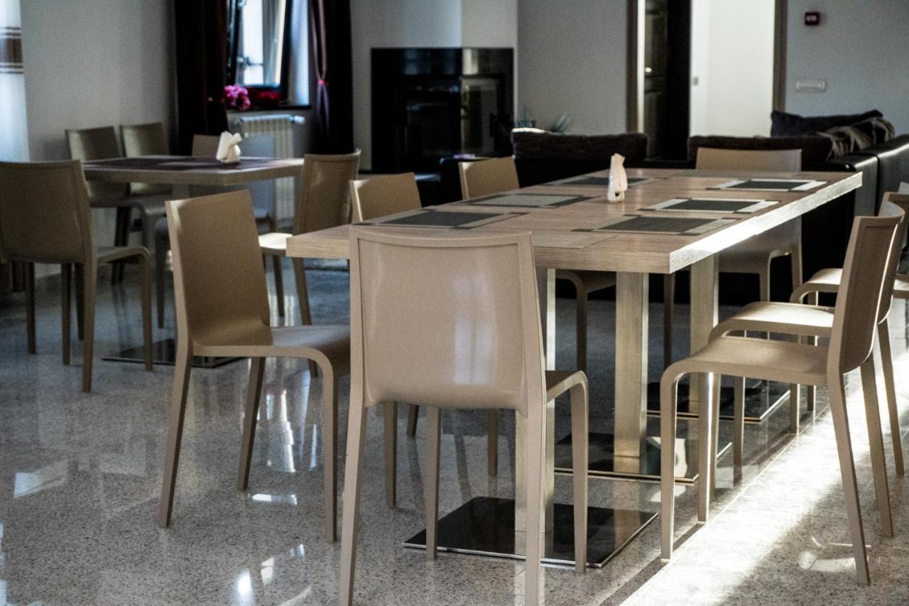 Pensiunea Negoiu Porumbacu de Sus Εξωτερικό φωτογραφία